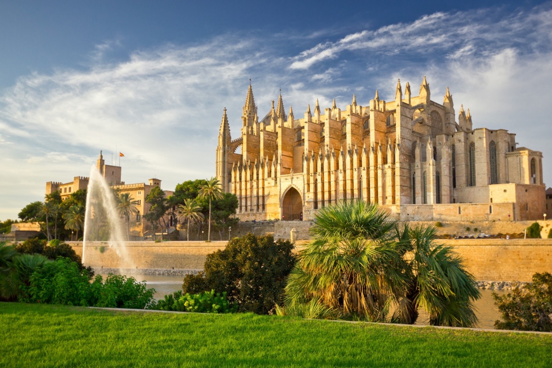 'The Cathedral of Santa Maria of Palma de Mallorca, La Seu, Spain' - Balearic Islands